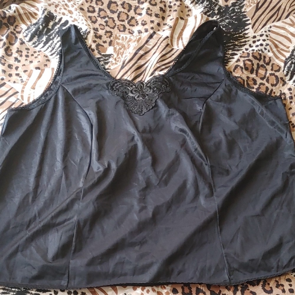 👌Free  Elegant Black Lace Trim Women's Camisole Sz 26
